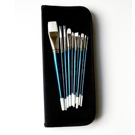 Case including 10 assorted brush series 7000